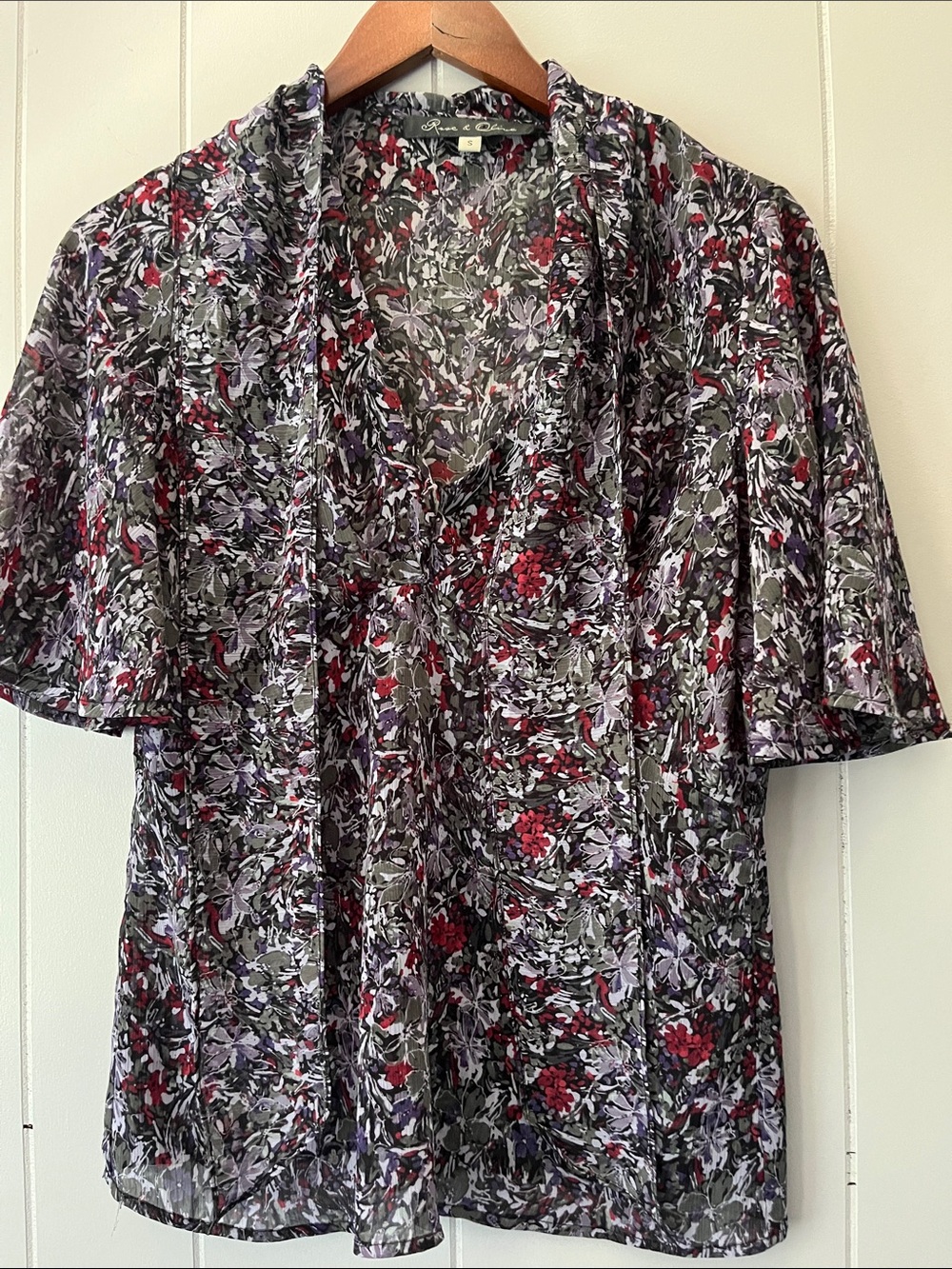 Floral V-Neck Short-Sleeve Women’s Top - Black with Red & Lavender - Picture 2 of 9